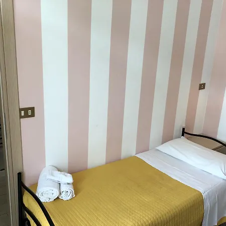 Hotell Clerice 2*